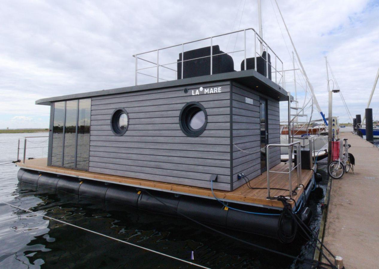 Hausboot Fjord Lacerta Mit Dachterrasse In Wendtorf Exterior photo